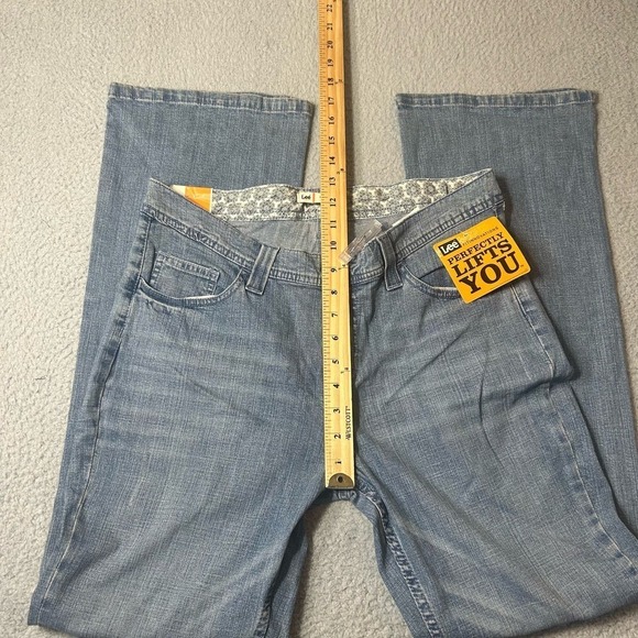 Lee Jeans Womens Medium Blue Medium Wash Mid Rise Boot Cut Leg Jeans NEW - Picture 8 of 13